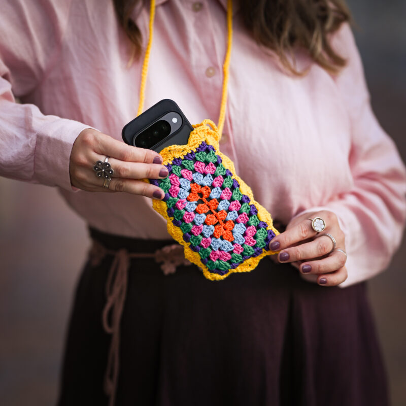 HappyPhone Case Crochet Pattern